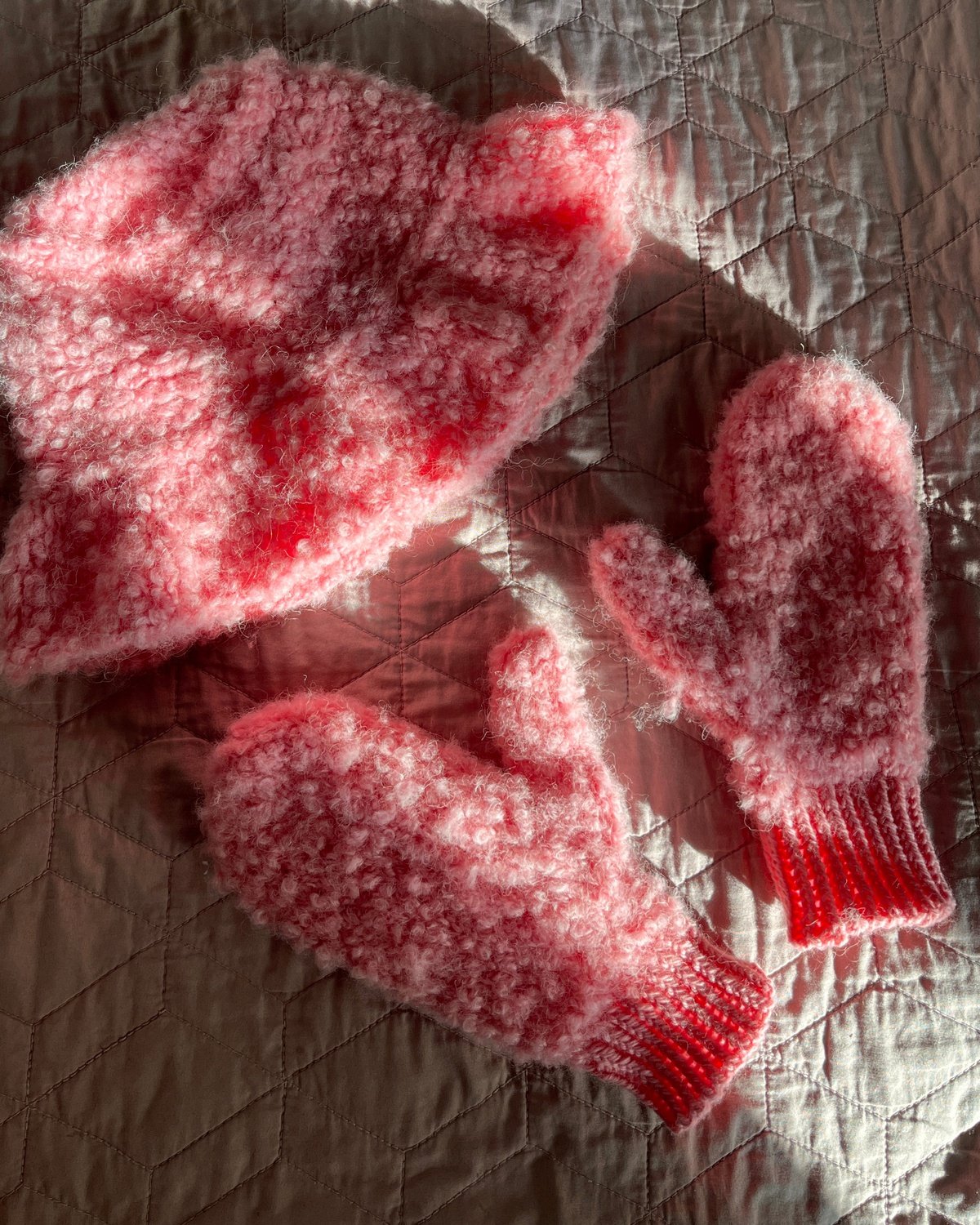 Be My Baby Mittens Dansk Popknit strikkeopskrift